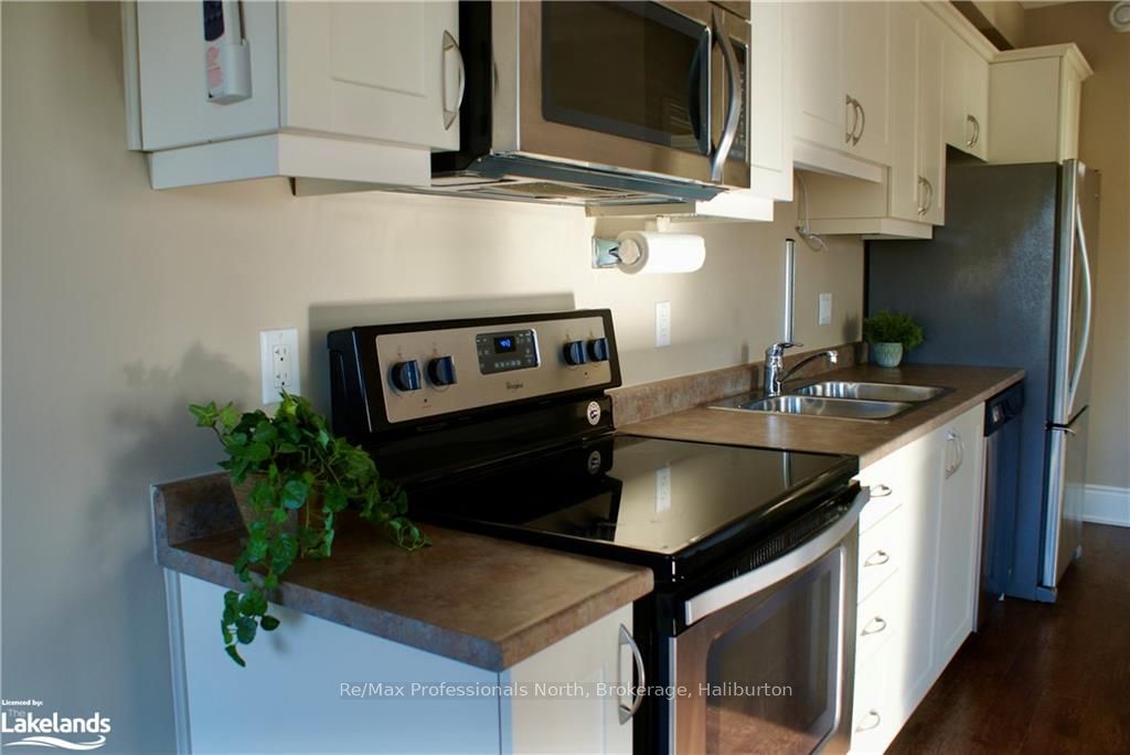 #103 - 9 Newcastle Street Property Photo 5