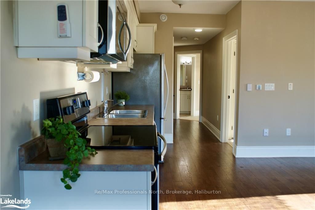 #103 - 9 Newcastle Street Property Photo 6