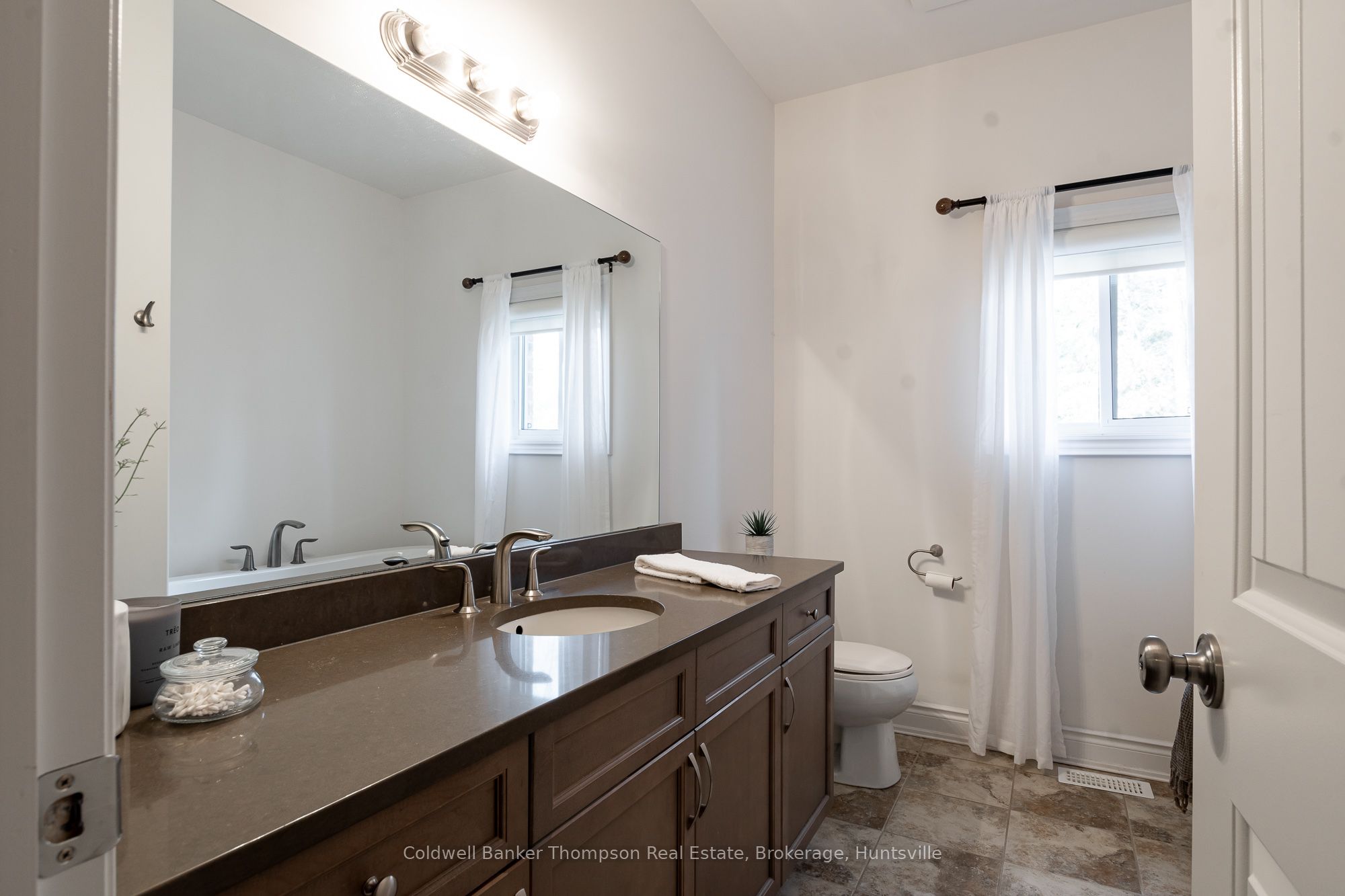 28 Prestwick Drive Property Photo 22