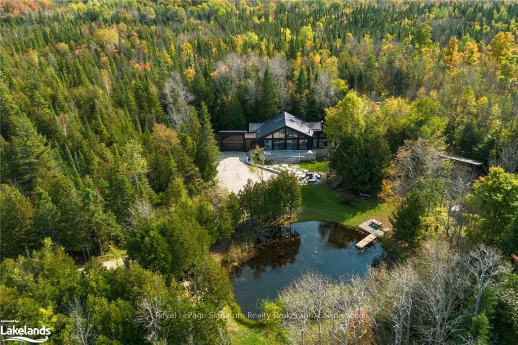 415040 10th Line Property Photo 1