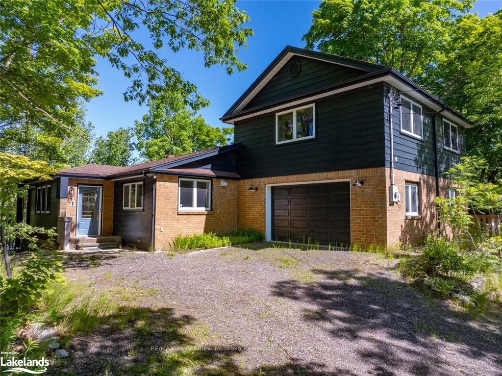 68 Pinewood Road Property Photo