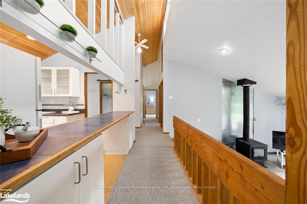 12 Linda Lane Property Photo 20