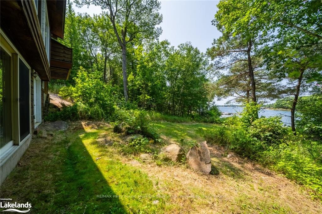 12 Linda Lane Property Photo 37