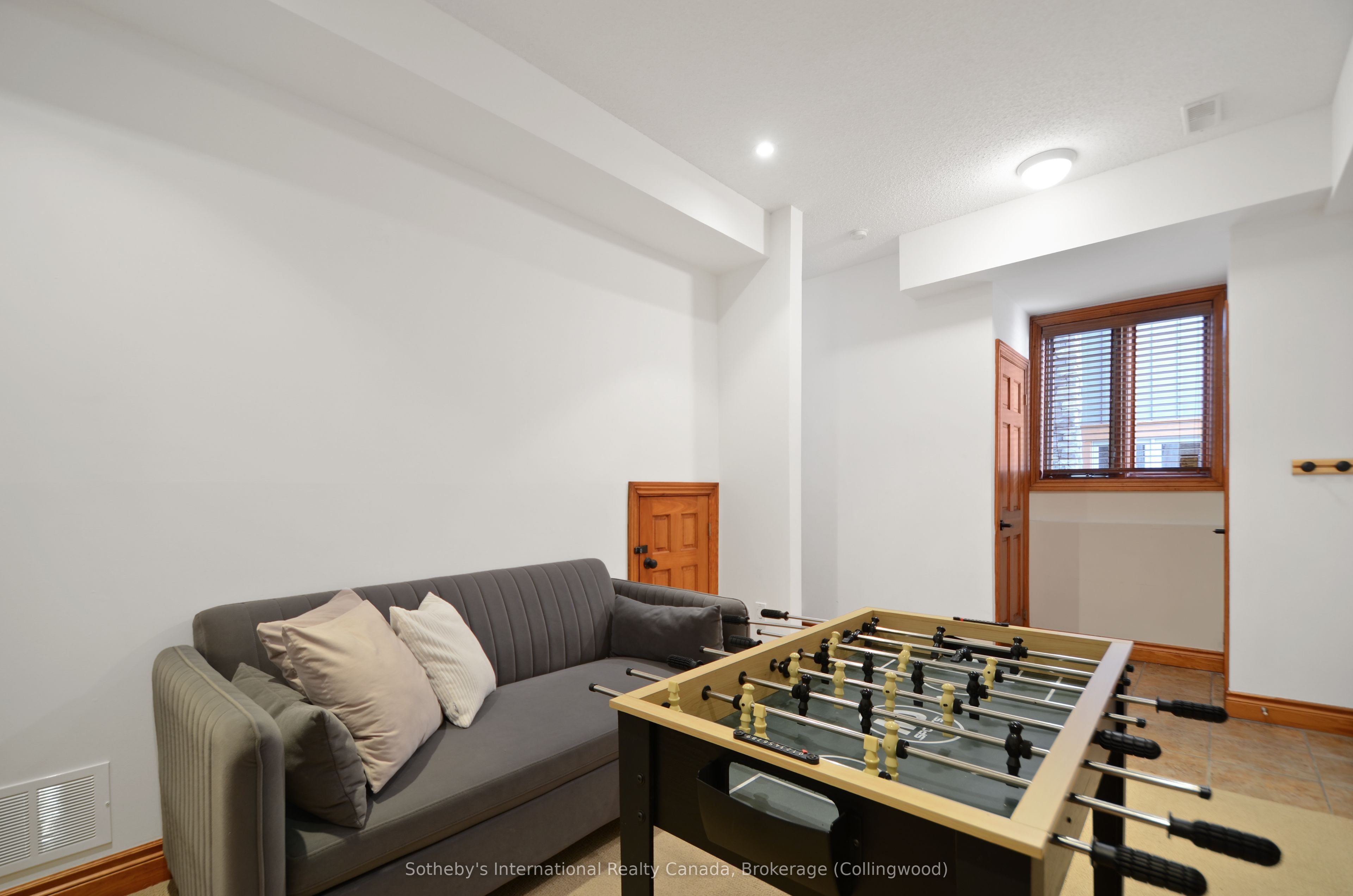 #32 - 214 Blueski George Crescent Property Photo 19