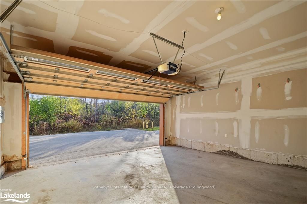 #32 - 214 Blueski George Crescent Property Photo 21