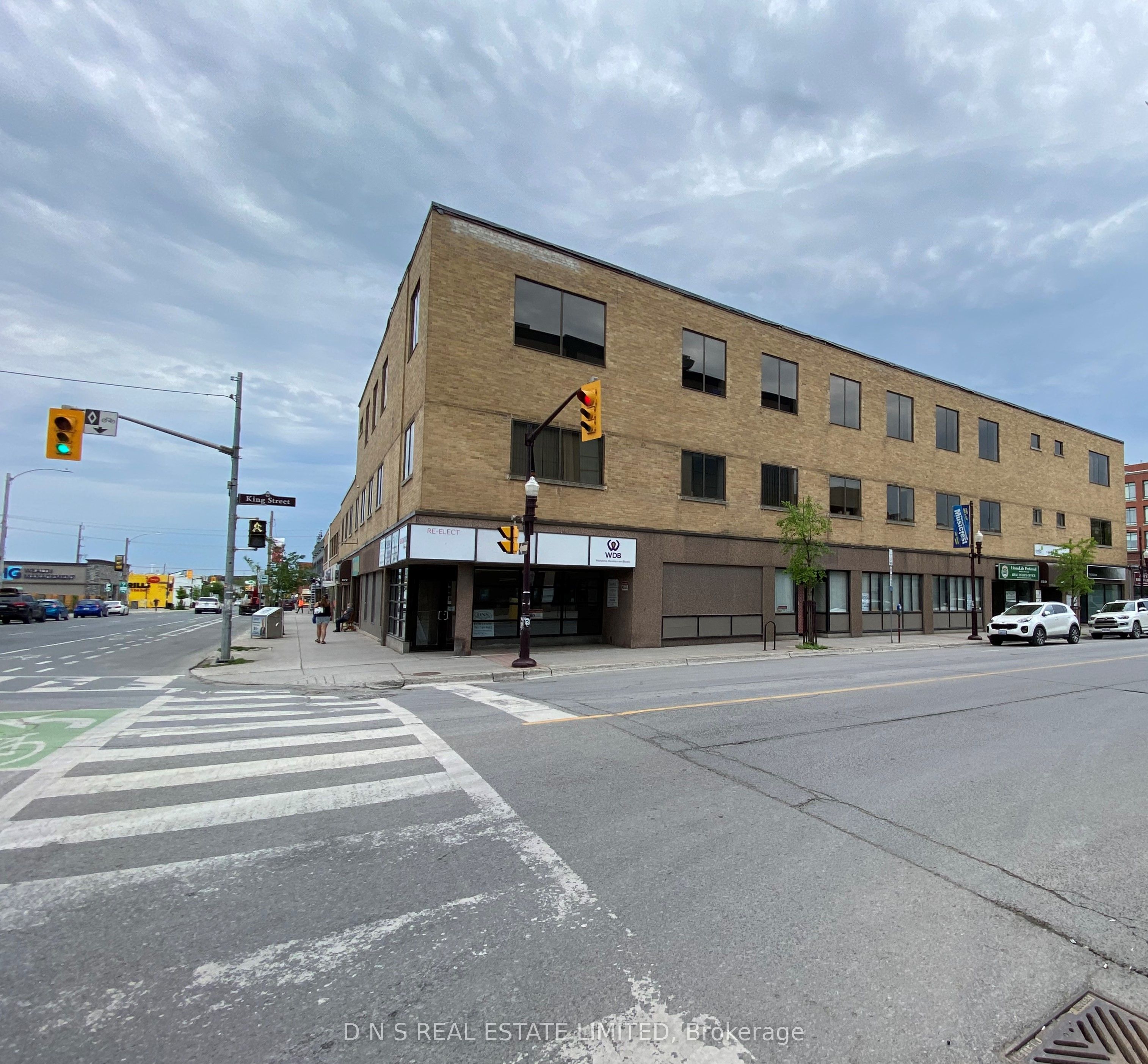 #110 - 159 King Street Property Photo 1