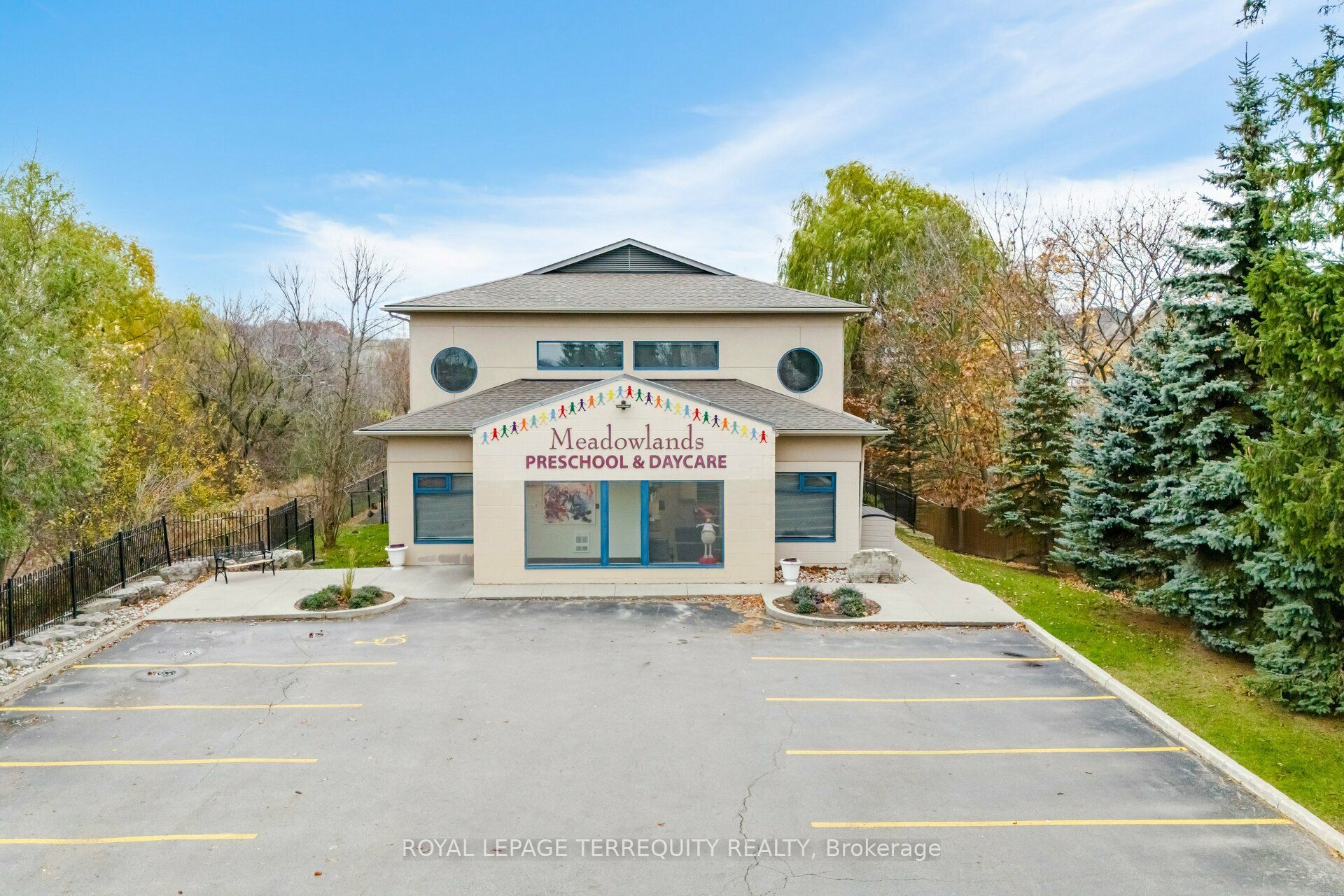 900 Golf Links Road Property Photo