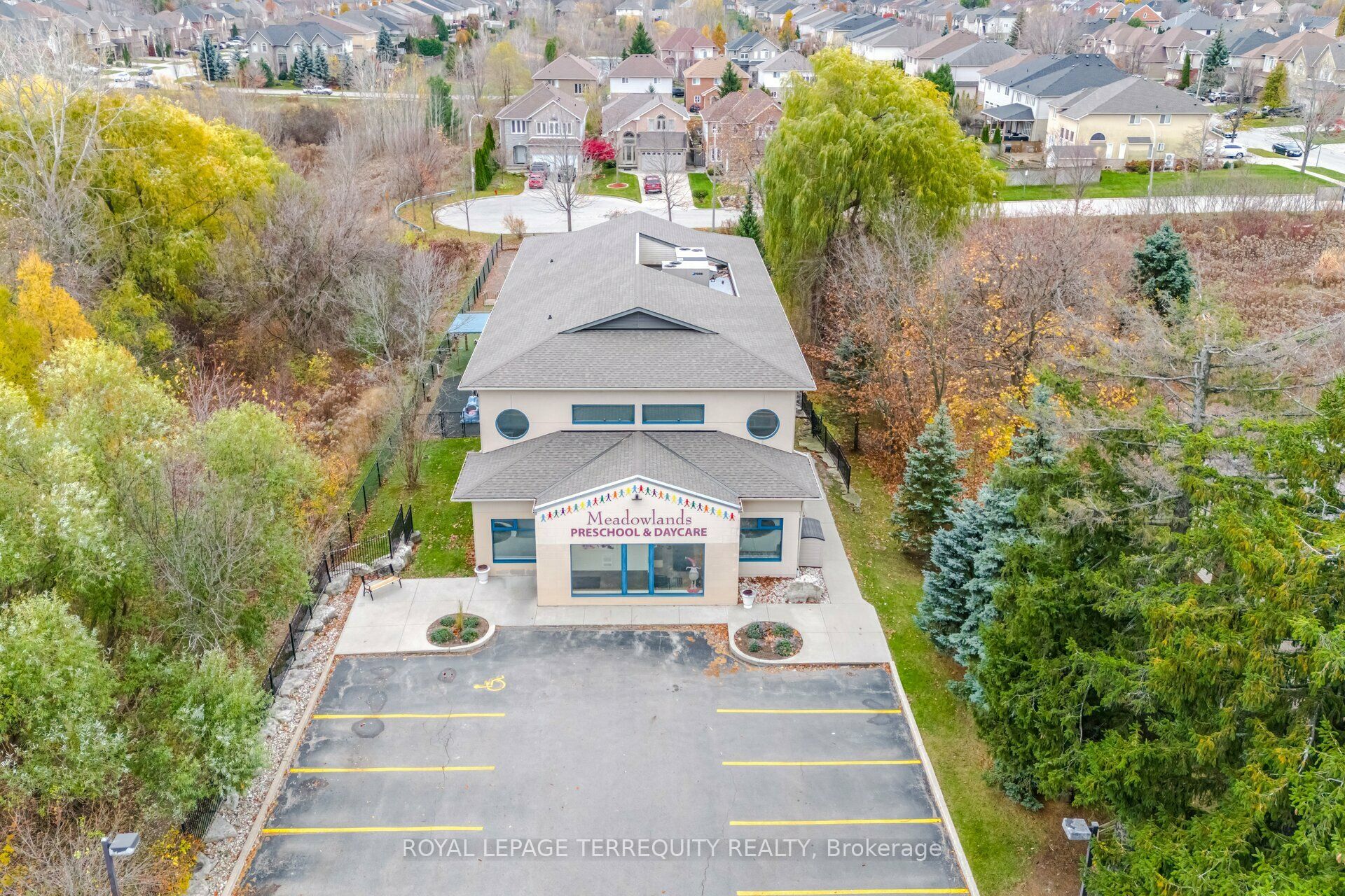 900 Golf Links Road Property Photo 2