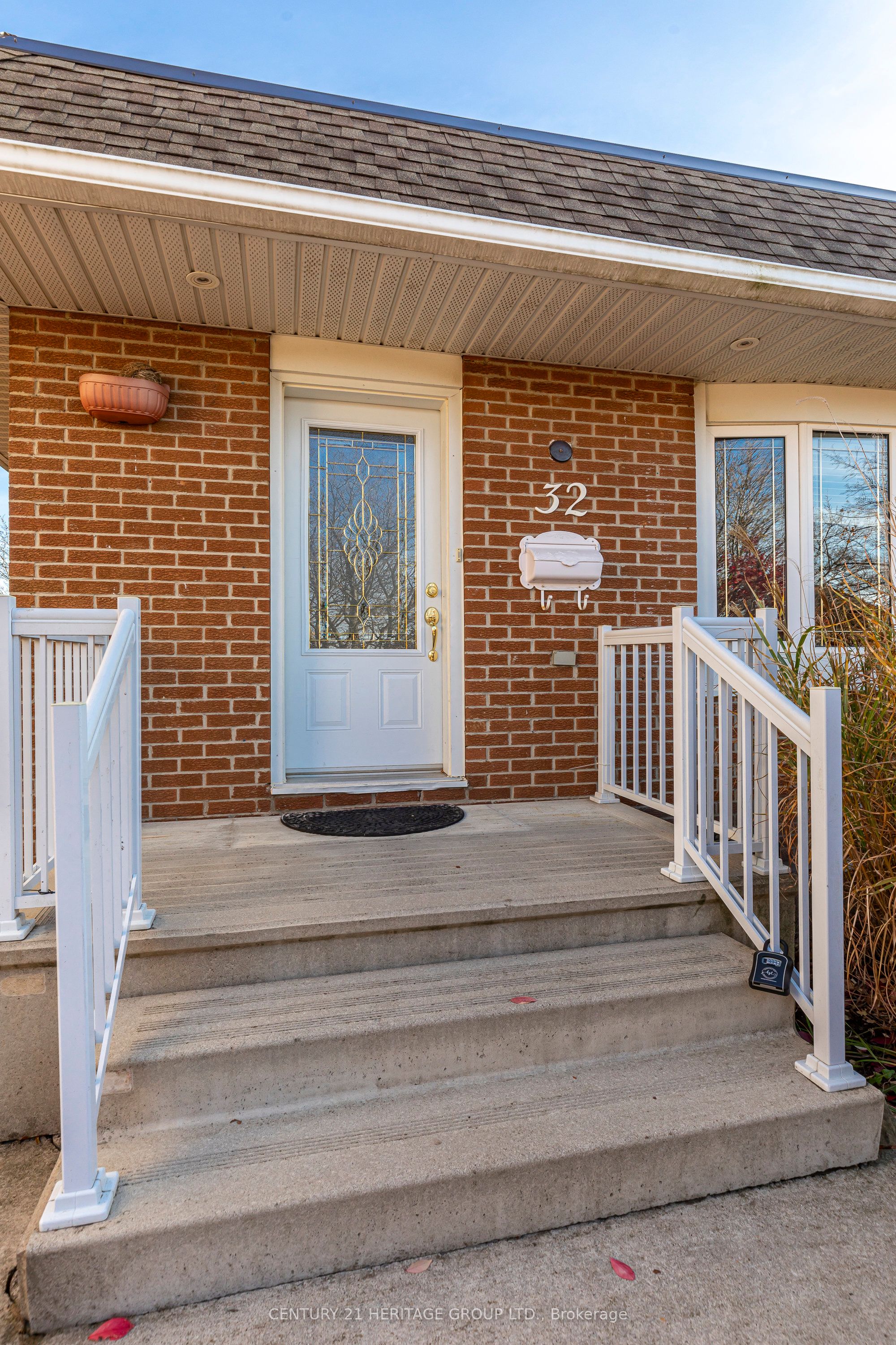 32 Audubon Street Property Photo 3