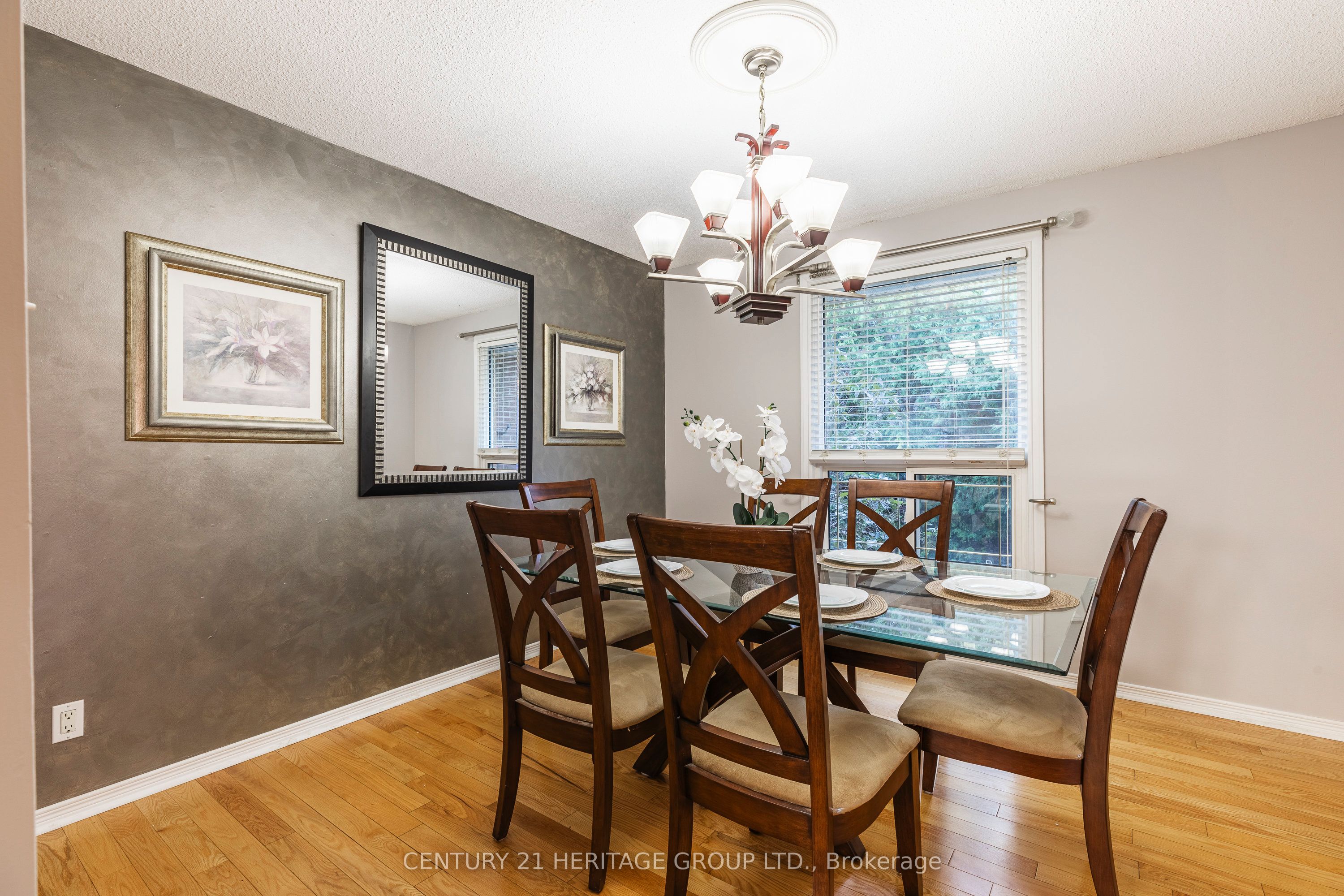 32 Audubon Street Property Photo 9