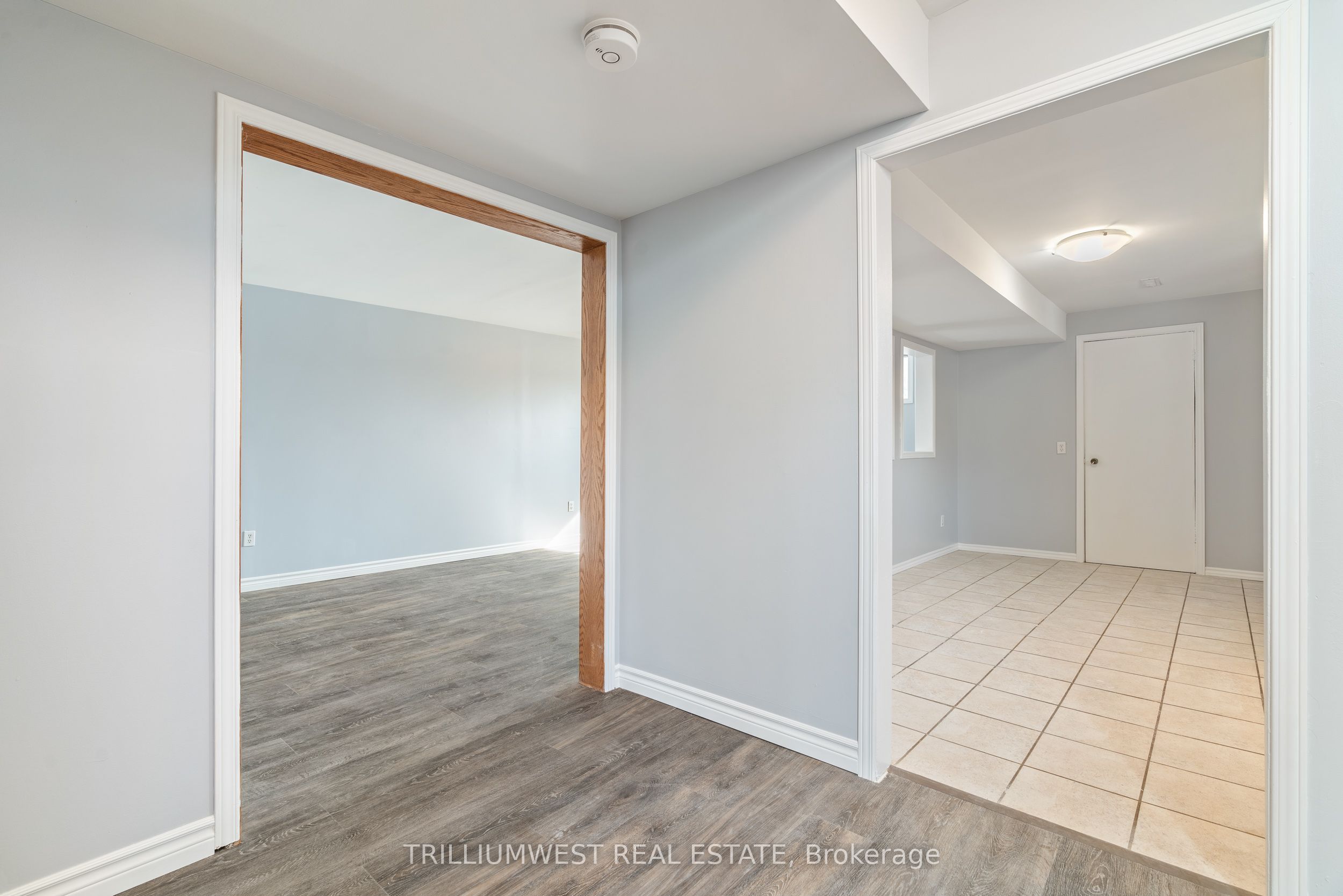#lower - 8 Sekura Place Property Photo 10