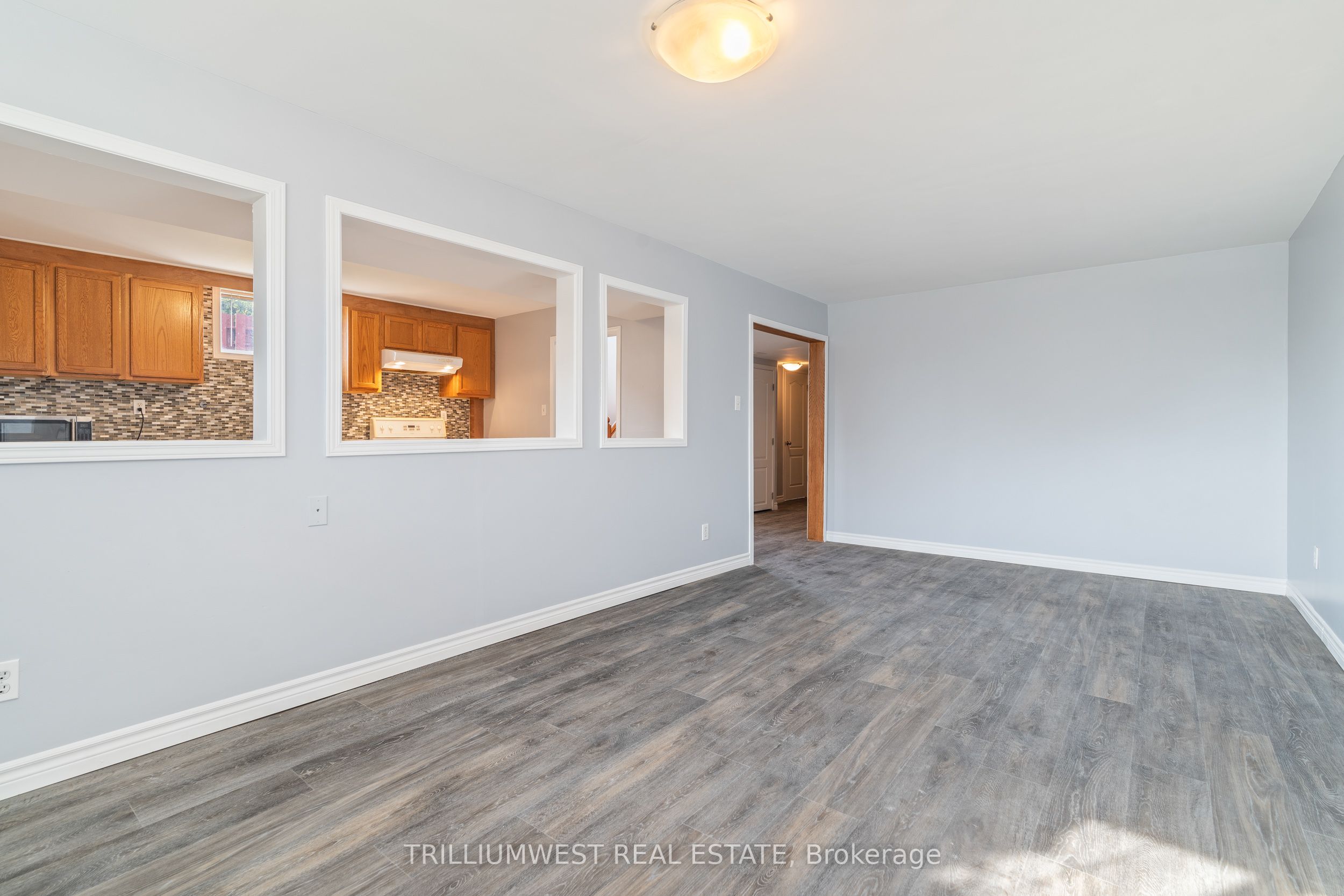 #lower - 8 Sekura Place Property Photo 12