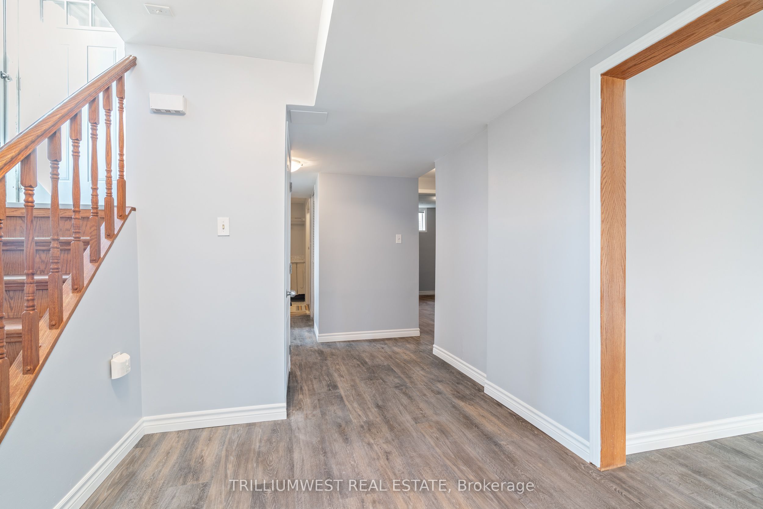 #lower - 8 Sekura Place Property Photo 13