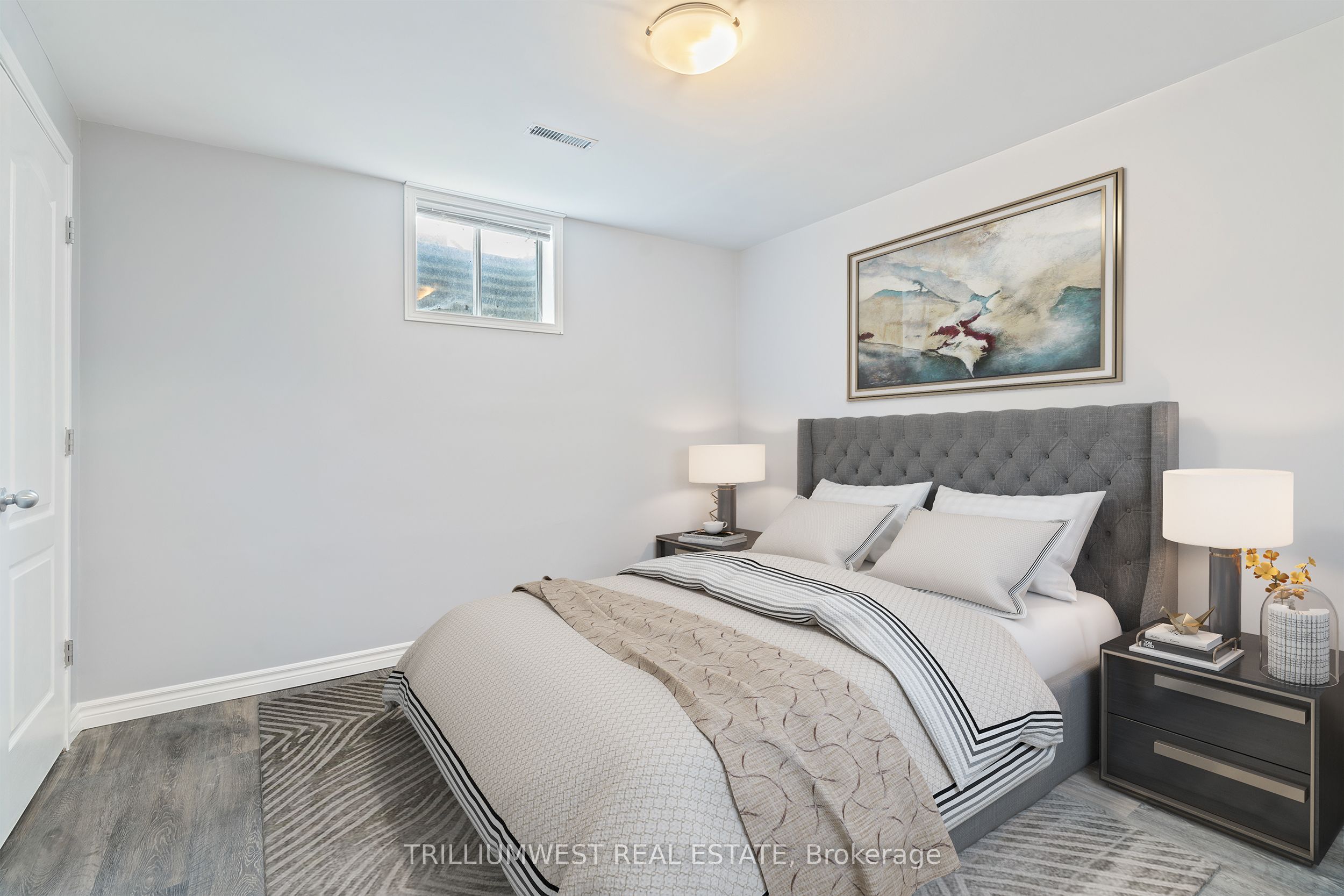 #lower - 8 Sekura Place Property Photo 17