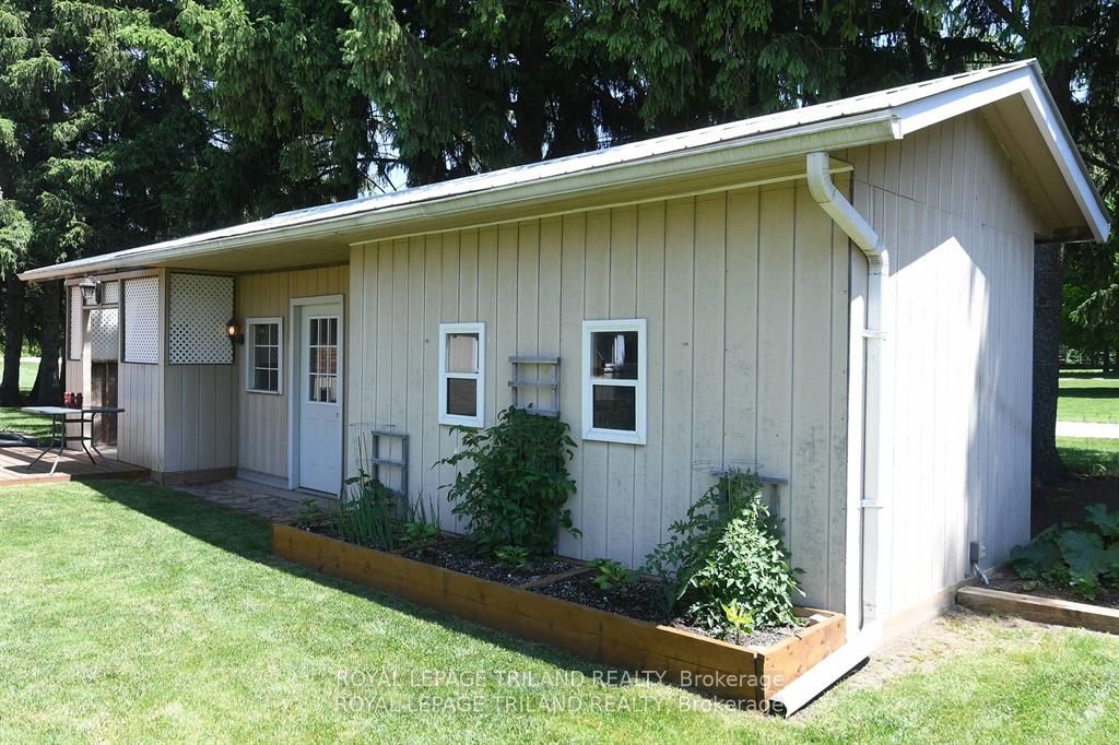 5103 Dundas Street Property Photo 3