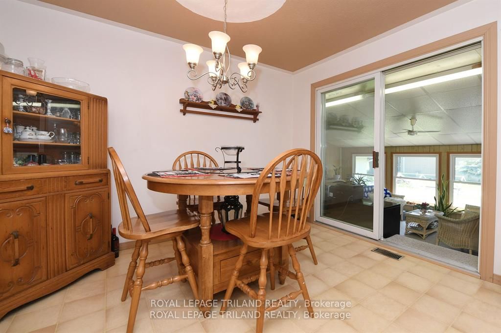 5103 Dundas Street Property Photo 7