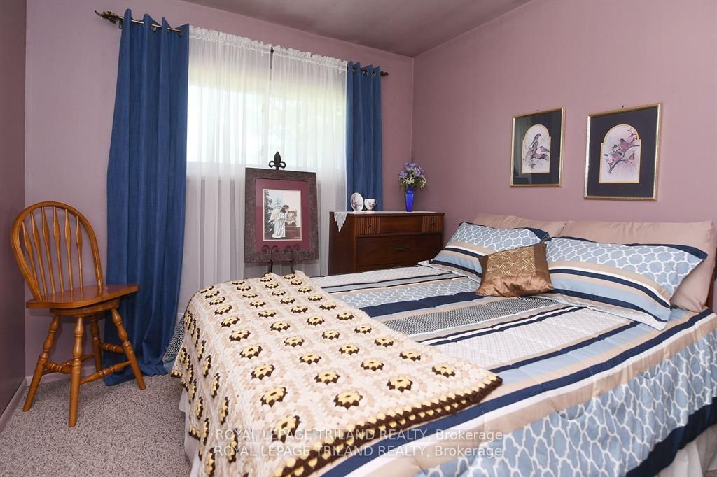 5103 Dundas Street Property Photo 10