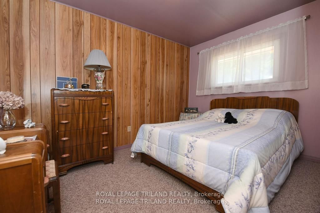 5103 Dundas Street Property Photo 15