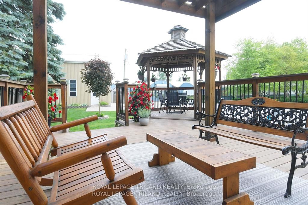 5103 Dundas Street Property Photo 20