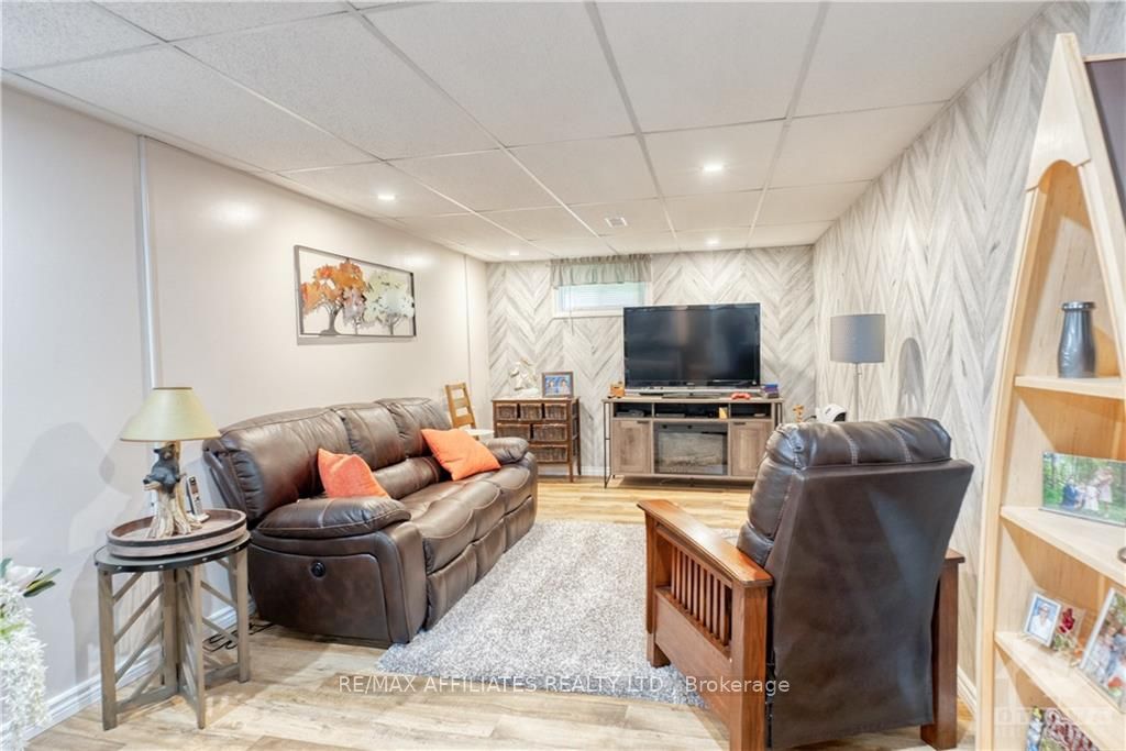 157 Perth Street Property Photo 24