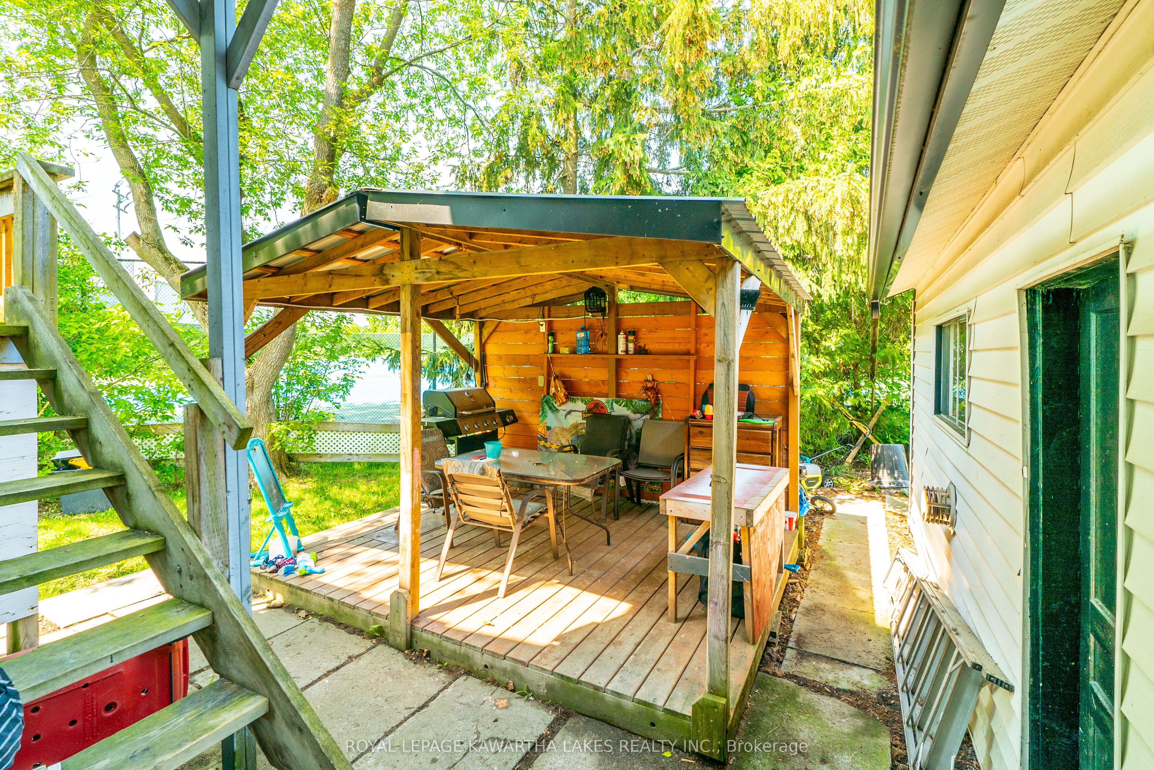 13 Eva Street Property Photo 29