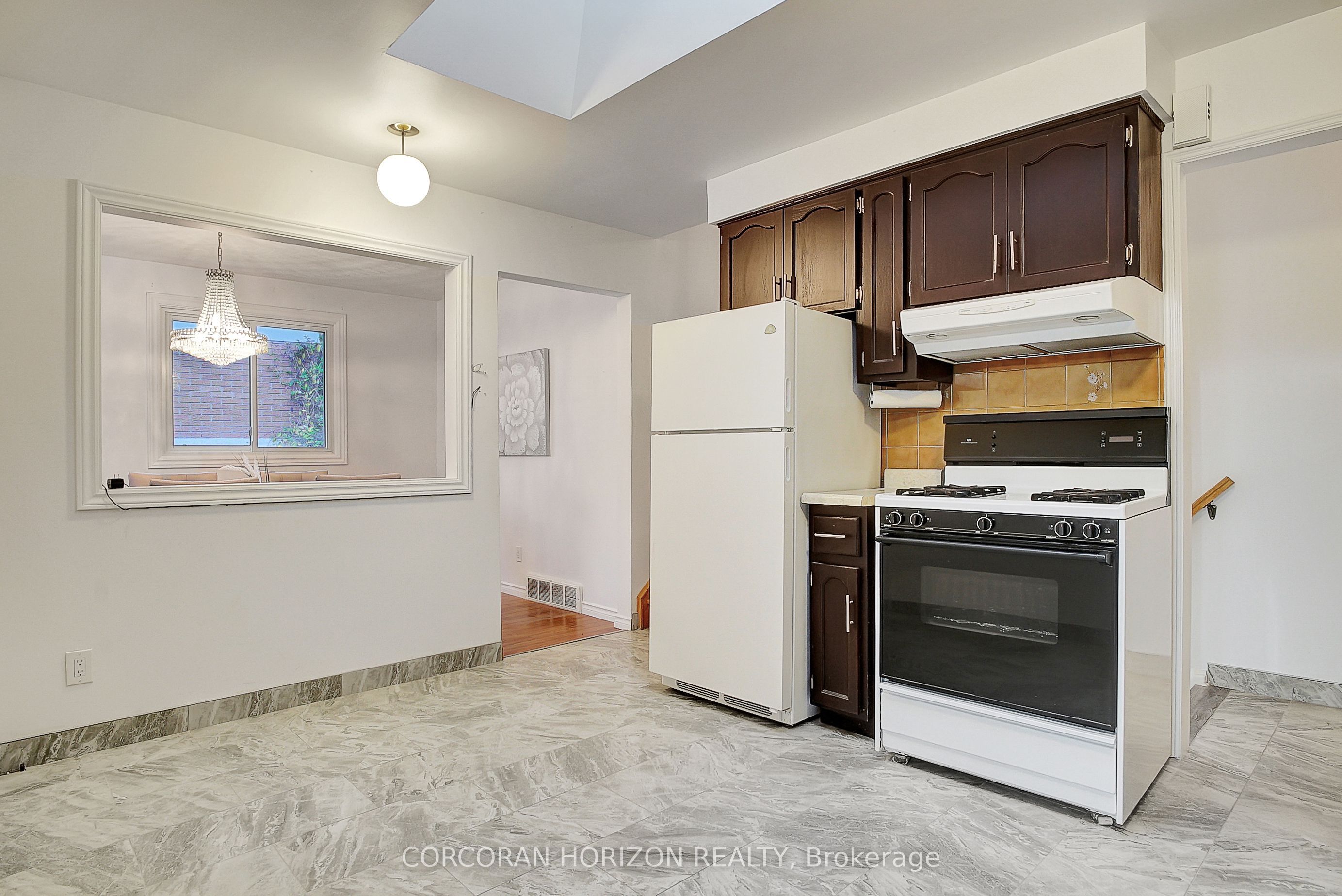 15 Cherry Hill Drive Property Photo 18