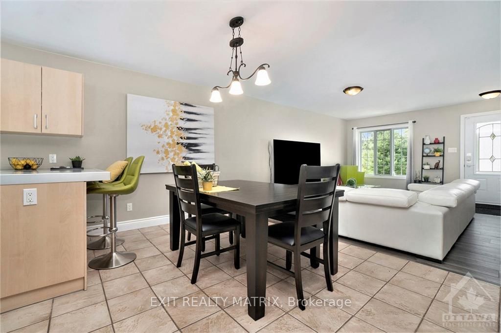 6 Telegraph Avenue Property Photo 5