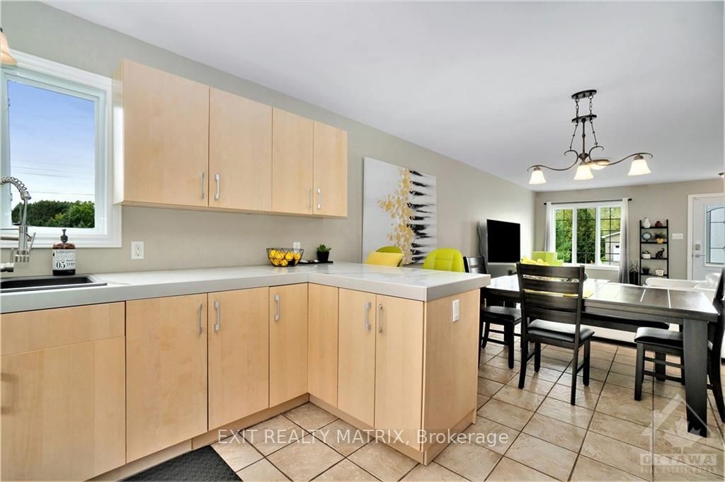 6 Telegraph Avenue Property Photo 8