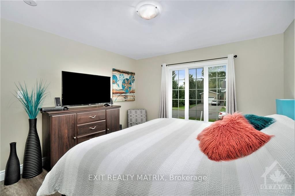6 Telegraph Avenue Property Photo 13