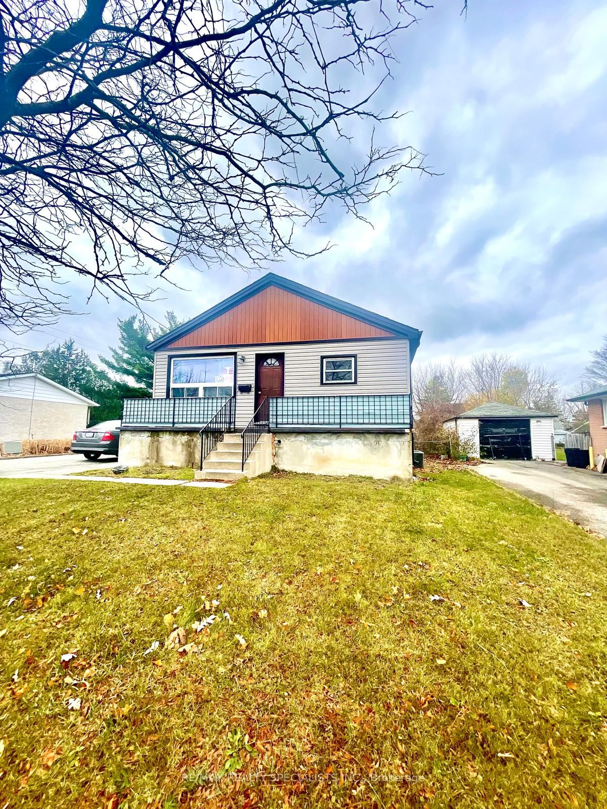 1660 Hansuld Street Property Photo 11