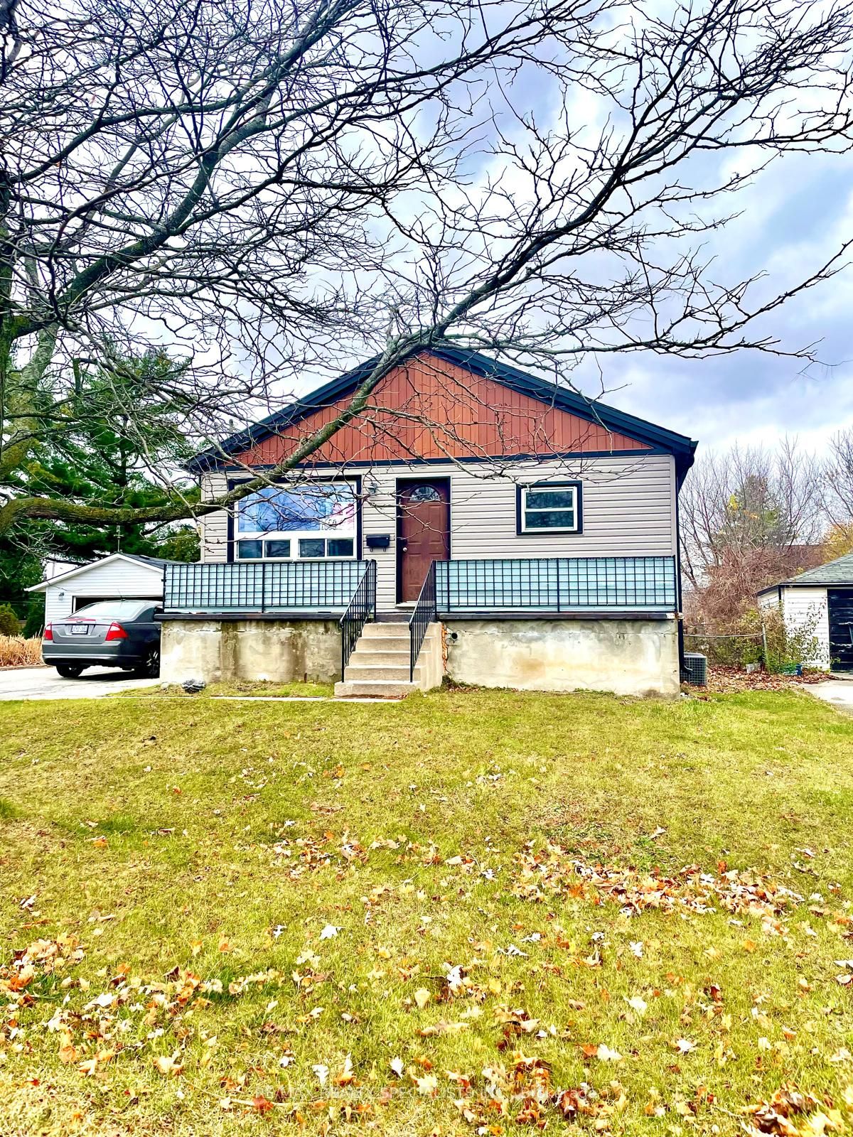 1660 Hansuld Street Property Photo 13