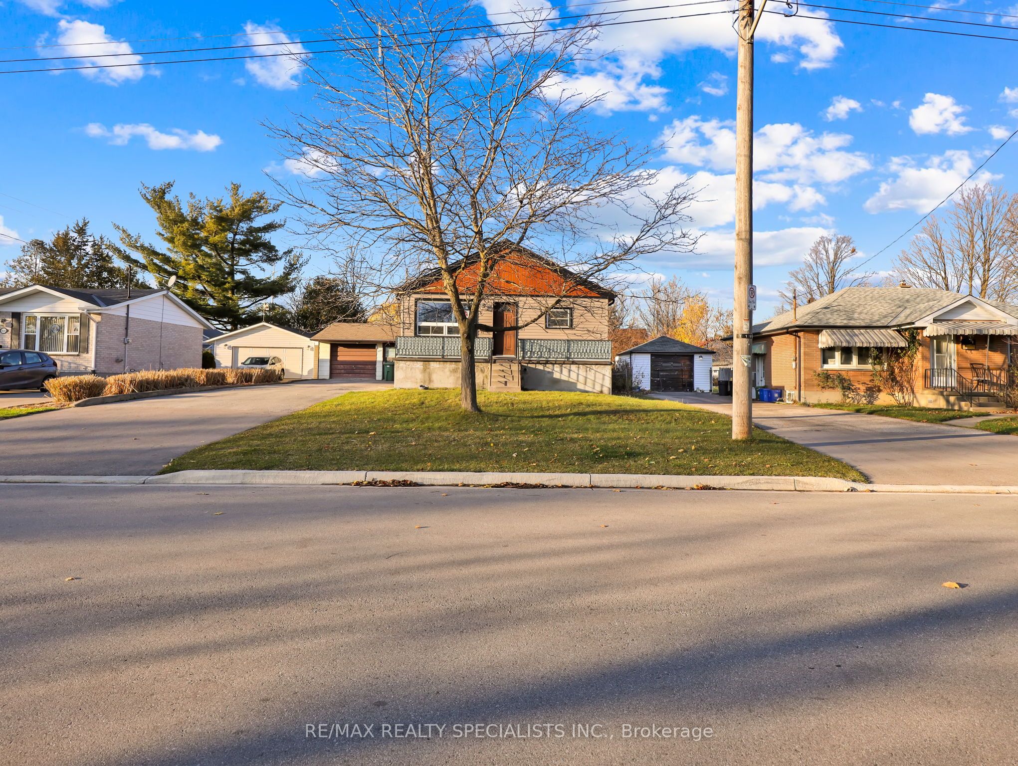1660 Hansuld Street Property Photo 15