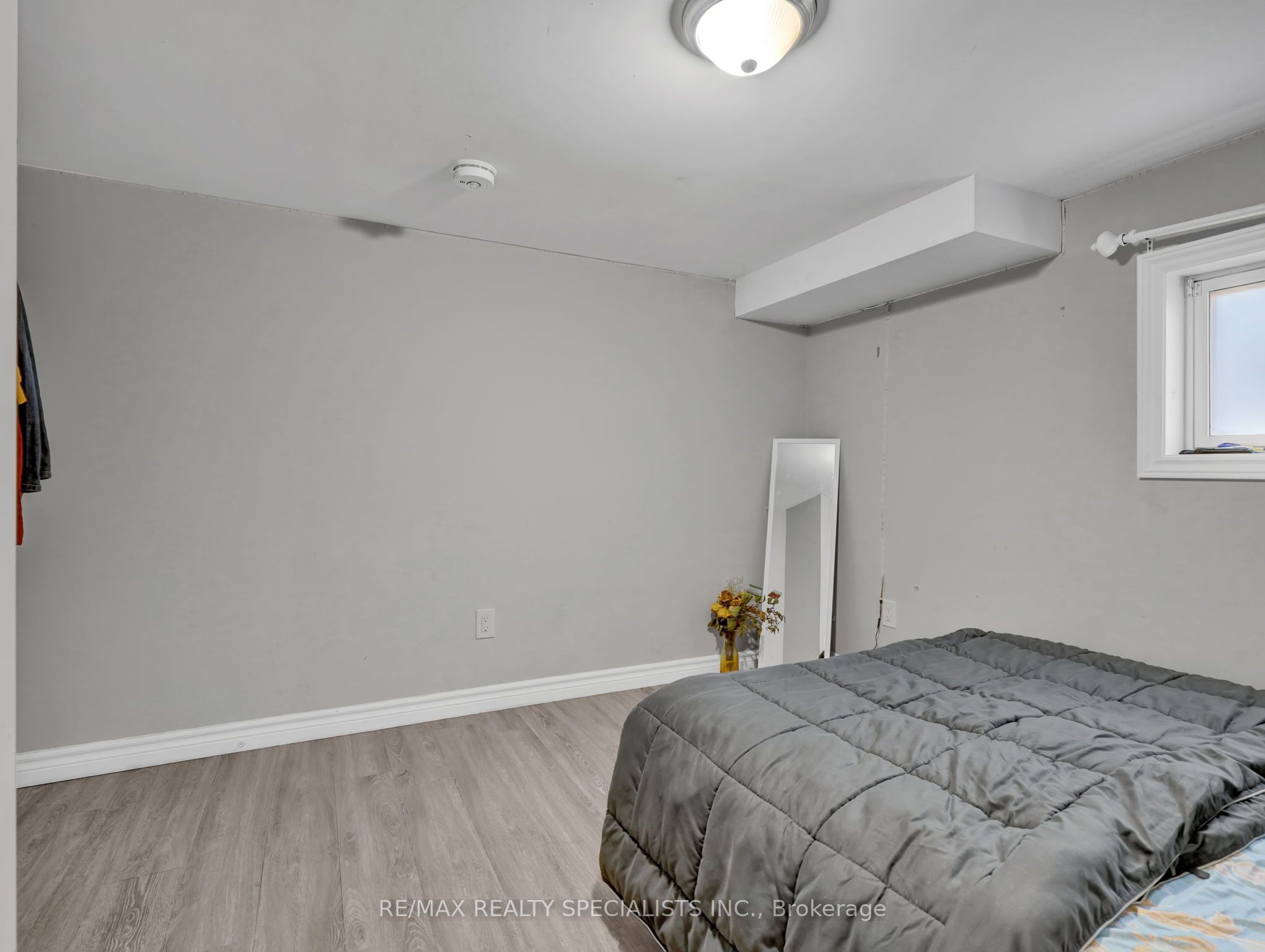 1660 Hansuld Street Property Photo 25