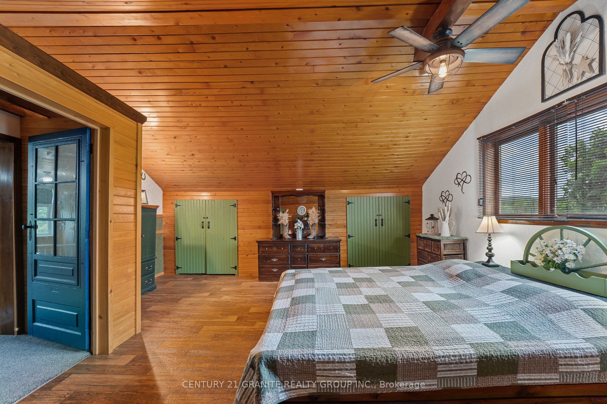 35345 Highway 28 East Property Photo 11