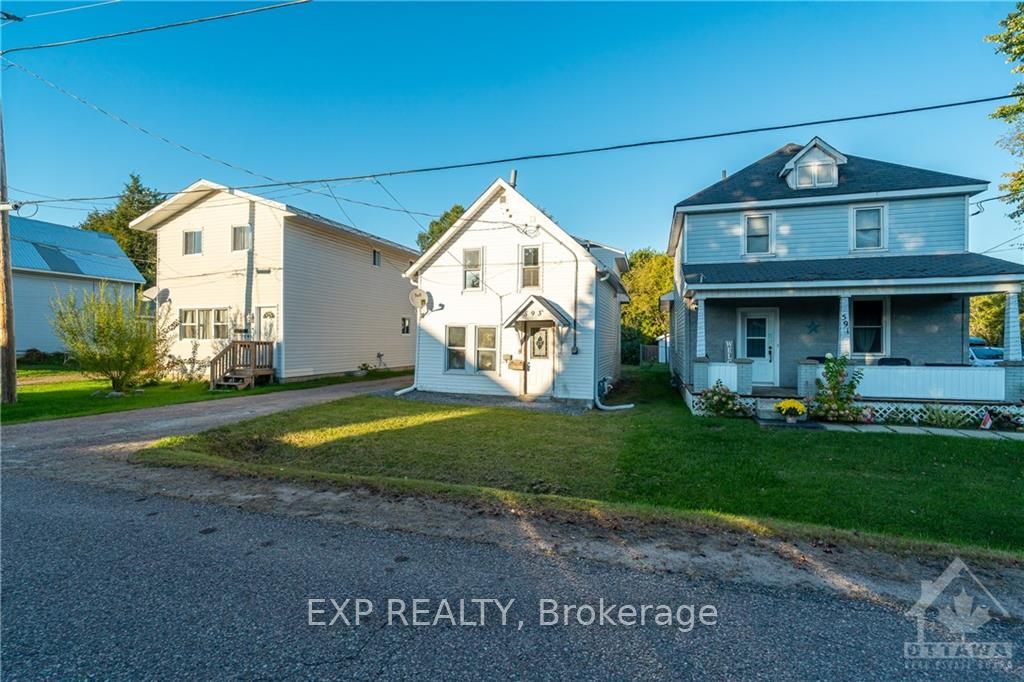 593 B Hamilton Street Property Photo