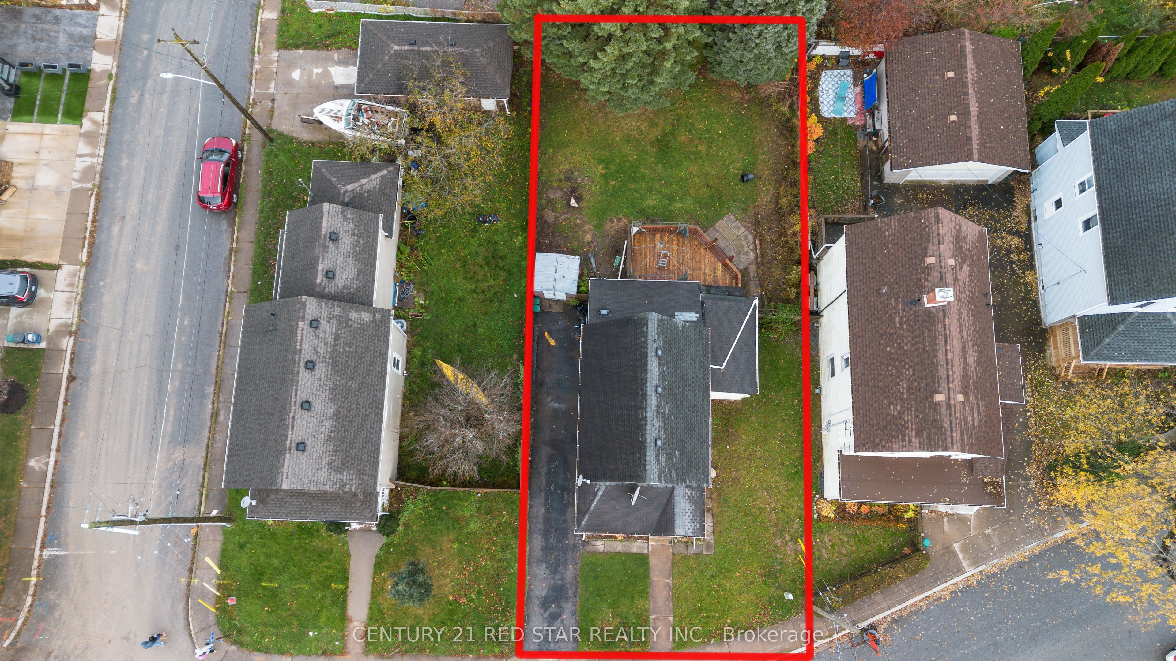 5082 St. Lawrence Avenue Property Photo 21
