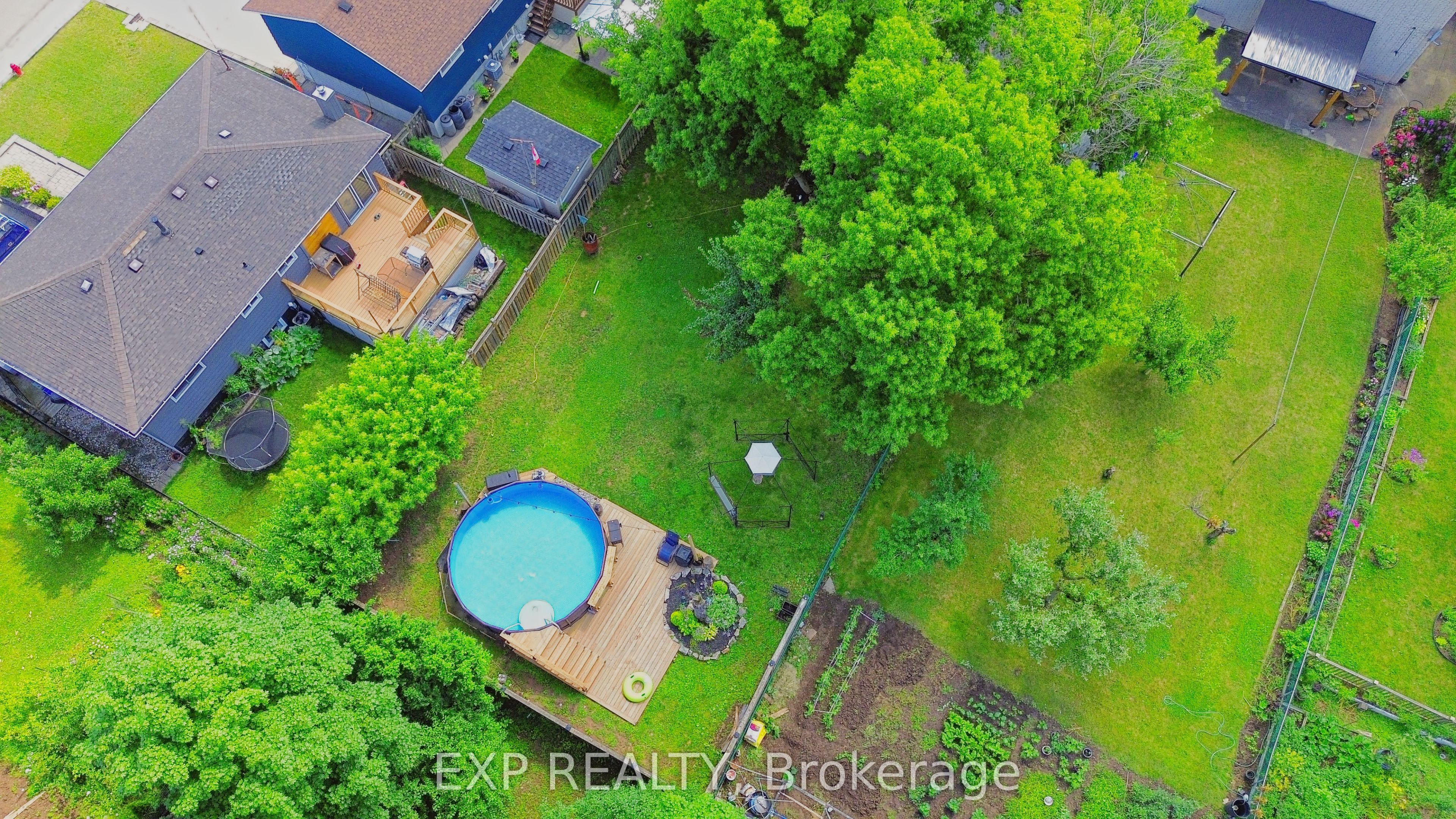 Property Photo 31