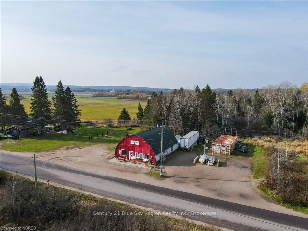 1497 Alderdale Road Property Photo 2
