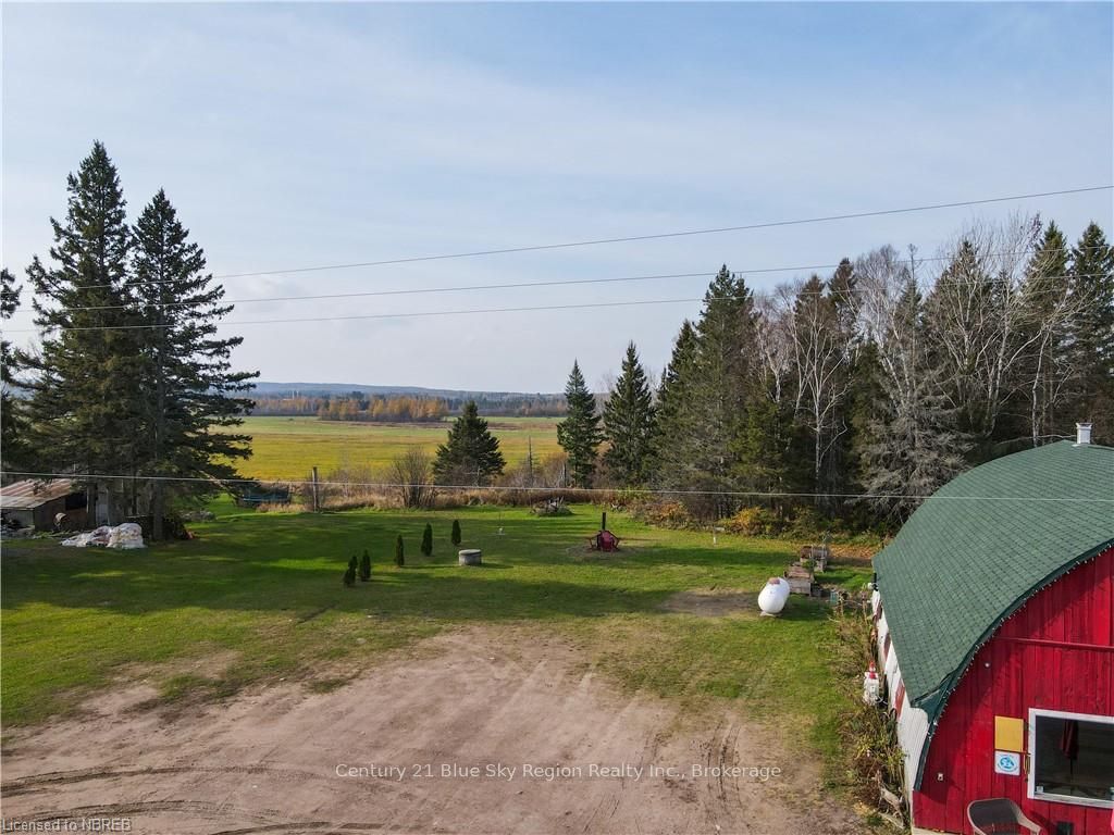 1497 Alderdale Road Property Photo 9