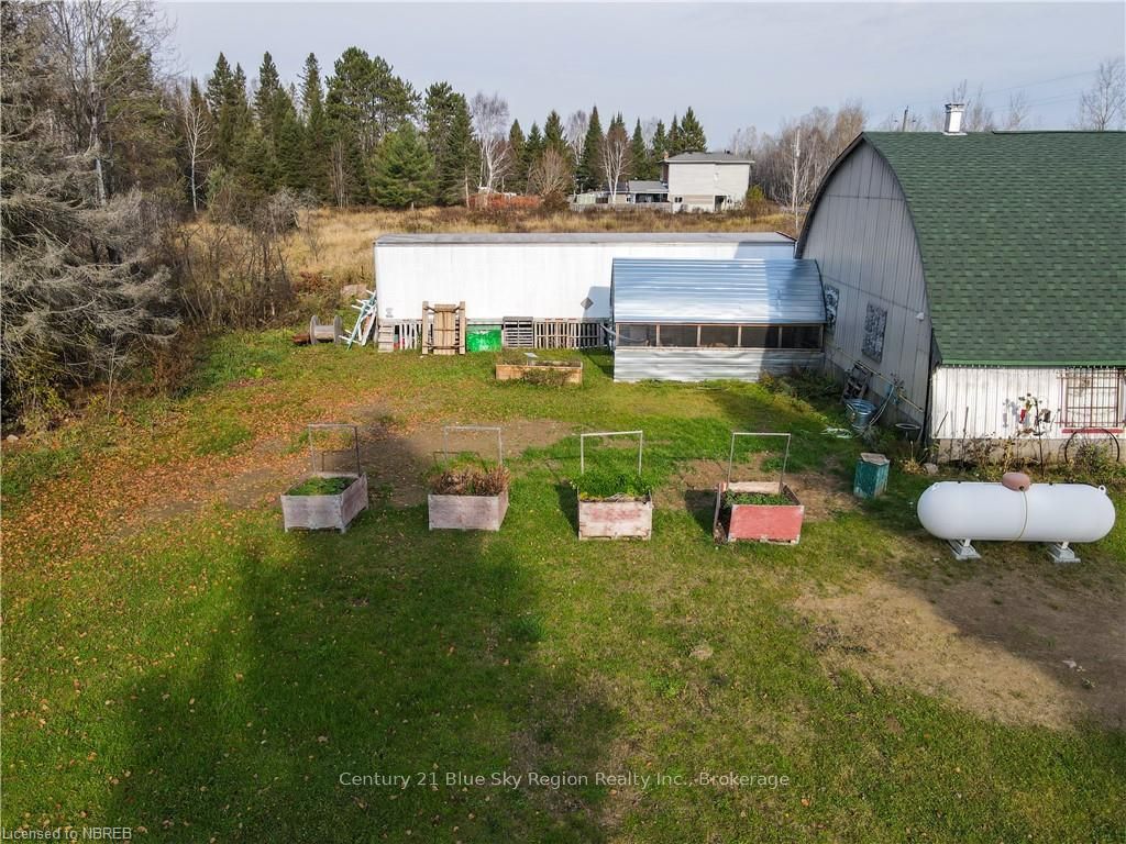 1497 Alderdale Road Property Photo 14