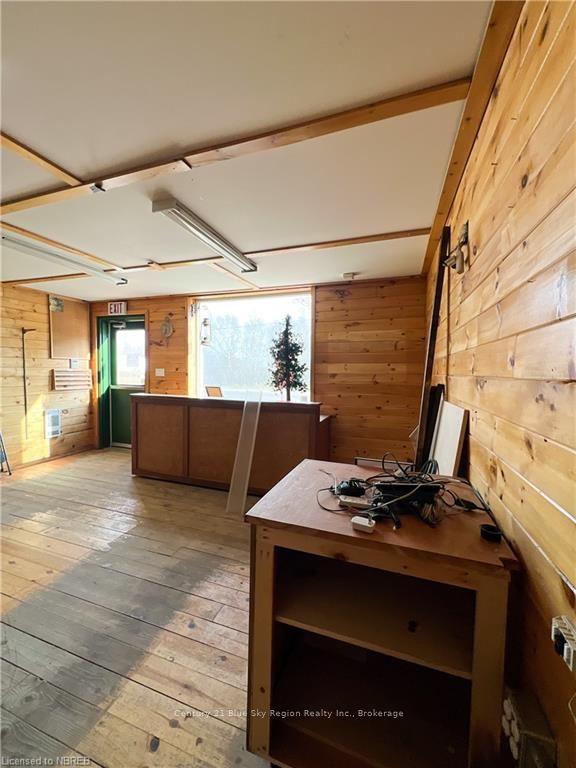 1497 Alderdale Road Property Photo 39