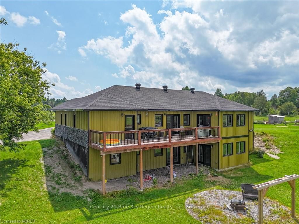 979 Stewart Road Property Photo 32