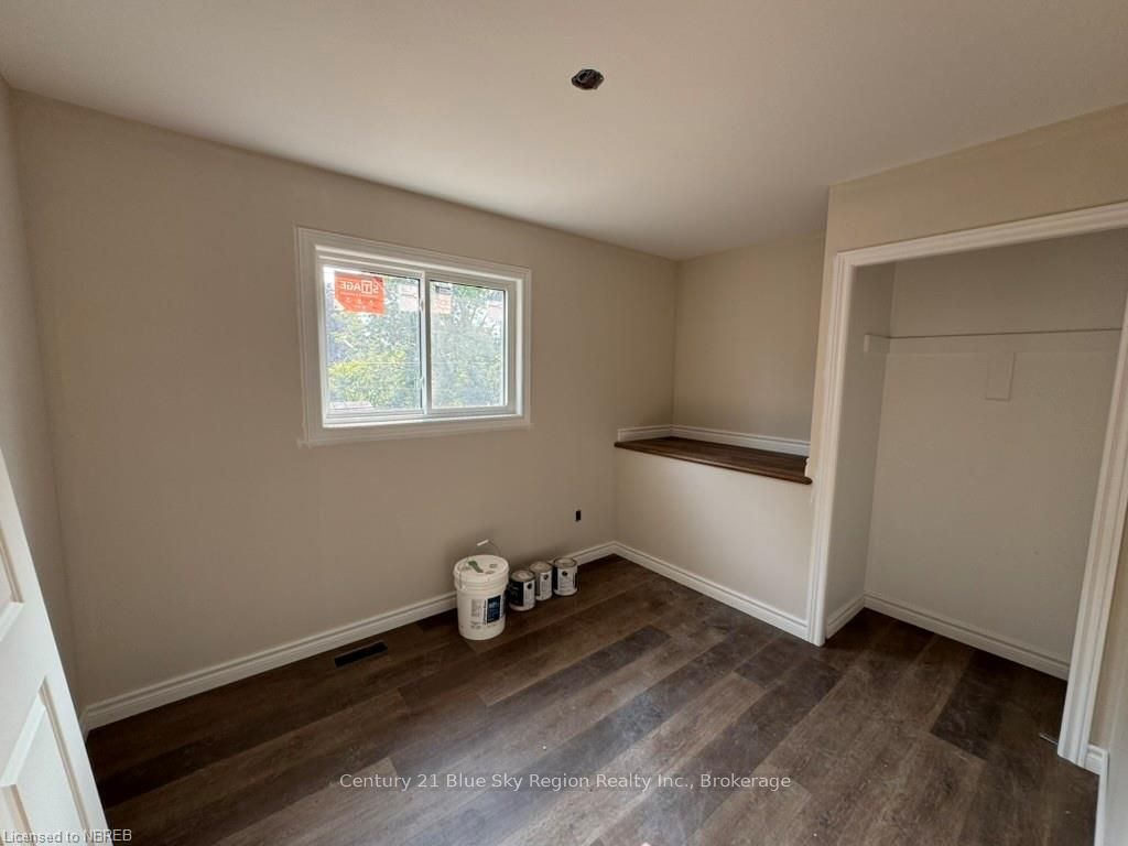 1556 Fraser Street Property Photo 13