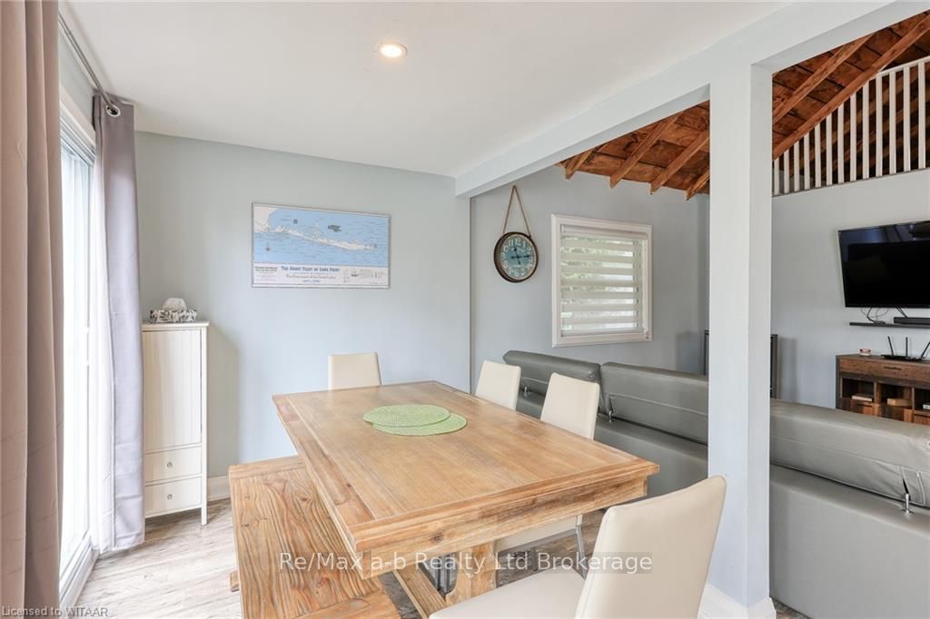 74 Erie Boulevard Property Photo 15