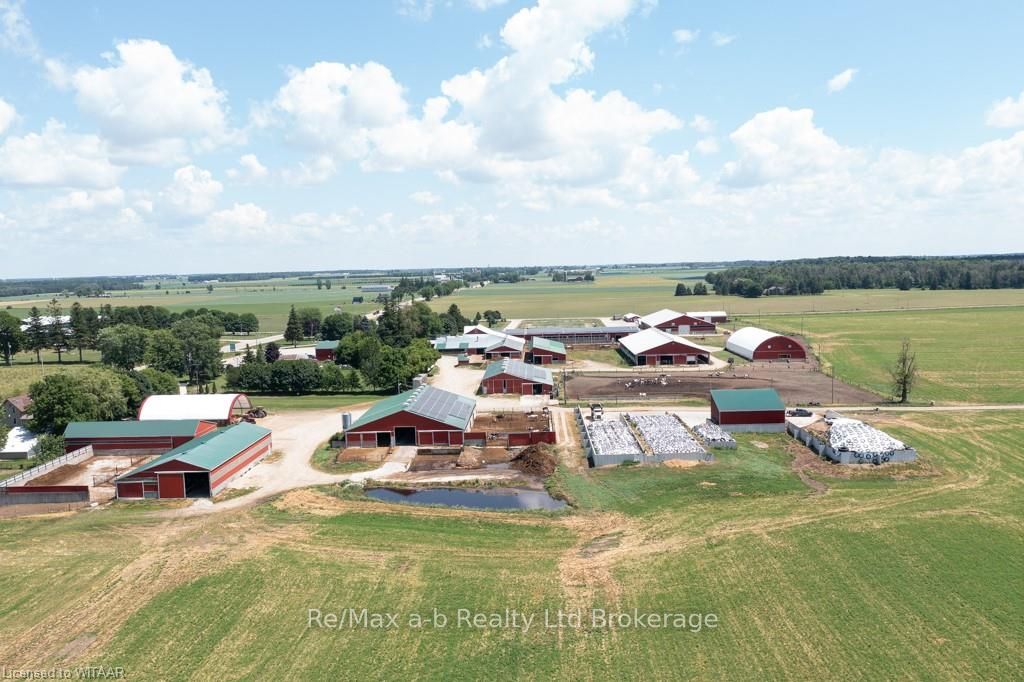 5531 County Line 86 Property Photo 3