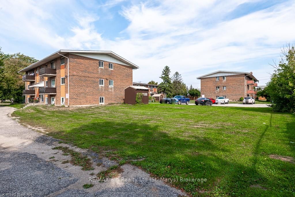 193 Norfolk Street Property Photo 10