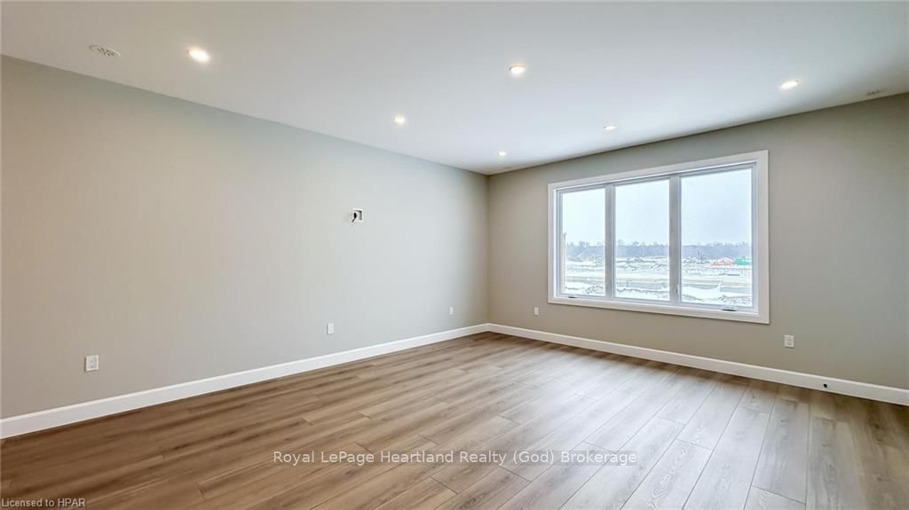 139 Severn Drive Property Photo 11