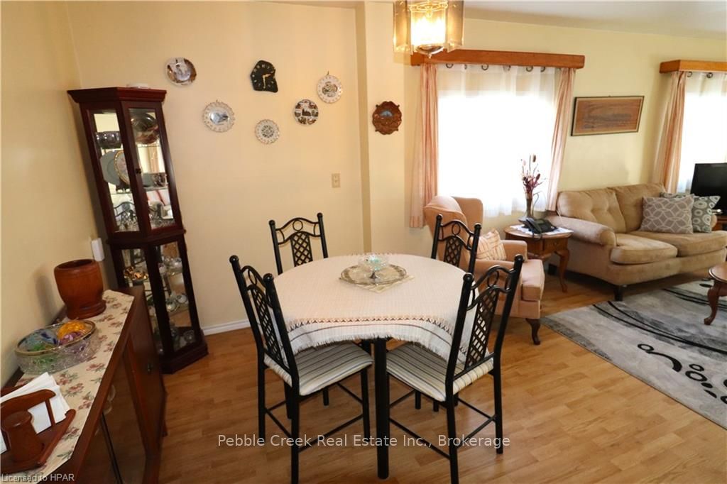 28 Sutton Drive Property Photo 10