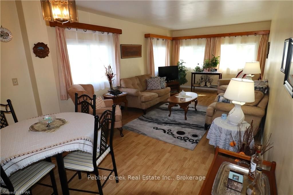 28 Sutton Drive Property Photo 11