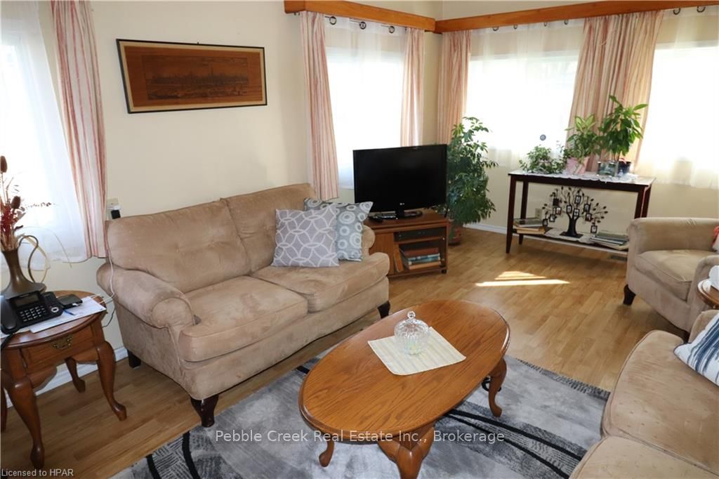 28 Sutton Drive Property Photo 12
